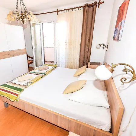 Jadran Apartmán *