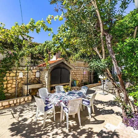 Appartement Jadran *