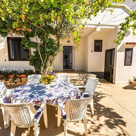 Jadran Appartement Pag Town