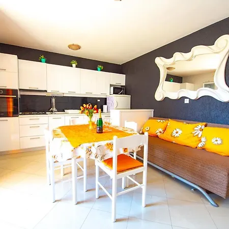 Appartement Jadran *